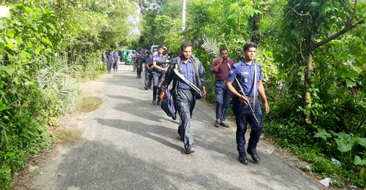 বুয়েট ভিসিকে আবরারের কবর জিয়ারত করতে দেয়নি গ্রামবাসী