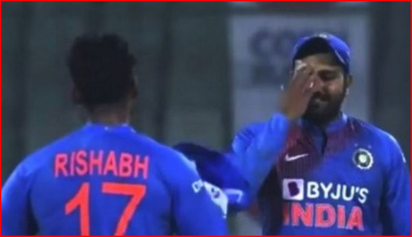 ভুল রিভিউয়ের পর পন্থকে যা বললেন রোহিত