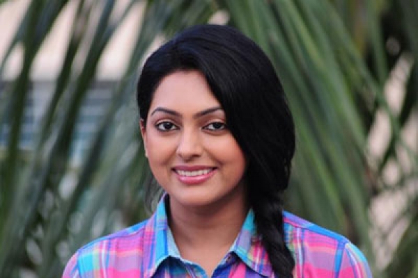 এতিমখানা ও মাদরাসা চালাচ্ছেন চিত্রনায়িকা নিপুণ