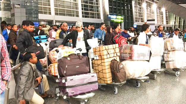 দেশে ফেরার অপেক্ষায় পাঁচ শতাধিক প্রবাসী