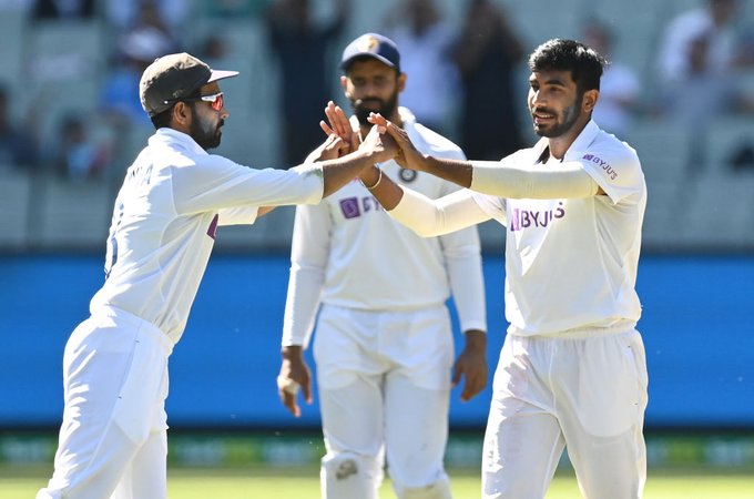 ৯৫ রানে অলআউট এক লজ্জার রেকর্ড গড়লো অস্ট্রেলিয়া