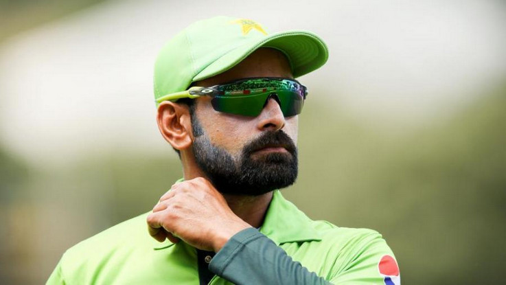 রাগে ক্ষোভে পিসিবির দেয়া প্রস্তাব ফিরিয়ে দিয়েছেন হাফিজ