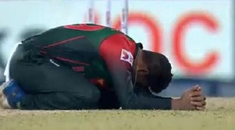 বাংলাদেশ দলের ক্রিকেটার বললেন কাঁদতে কাঁদতে দুই-তিন বালতি পানি জমে গিয়েছিল
