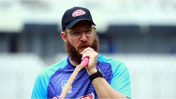 স্পিন কোচ ড্যানিয়েল ভেট্টোরিকে বাদ দিল বিসিবির