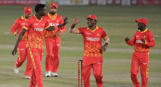 নিষিদ্ধ জিম্বাবুয়ের ক্রিকেটার