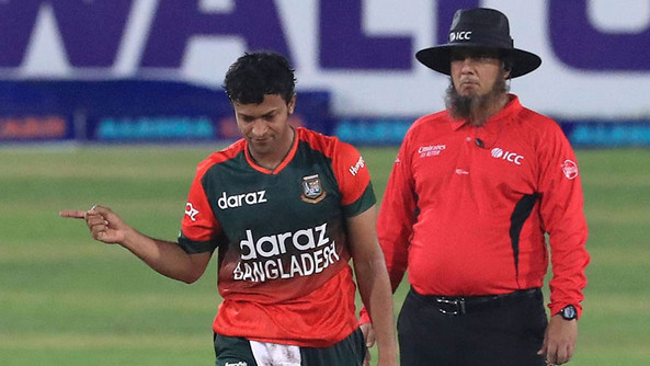 এইমাত্র পাওয়া: ৪ কিংবদন্তী ক্রিকেটারকে ছোটবেলা থেকে অনুসরন করতেন সাকিব