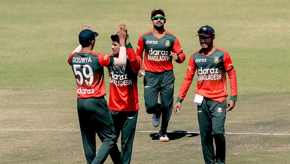 ব্রেকিং নিউজ: বিশ্বকাপে সিনিয়রদের ছাড়িয়ে যাওয়ার প্রত্যয় জুনিয়রদের