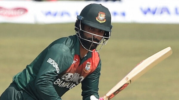 বিশ্বকাপের দল থেকে সরে গিয়ে ইপিএল খেলার আসল কারন