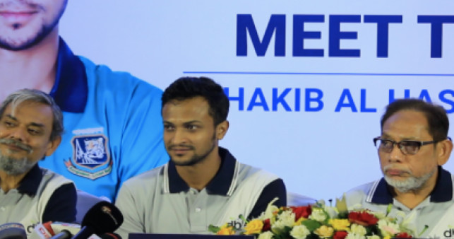 অতিরিক্ত ভুল ধরায় সমালোচনাকারীদের ধুয়ে দিলেন সাকিব