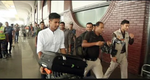 ব্রেকিং নিউজ : সব সমস্যার সমাধান করেই দেশ ছাড়লেন মুস্তাফিজ