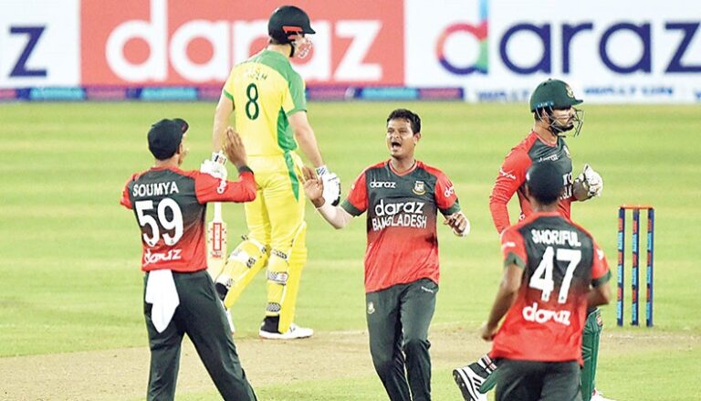 নবীর কাছে শীর্ষ স্থান হারালেন সাকিব