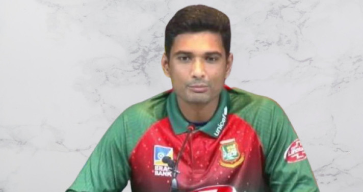 র্যাংকিংয়ে সেরা দশে উঠে আসলেন মাহমুদুল্লাহ রিয়াদ