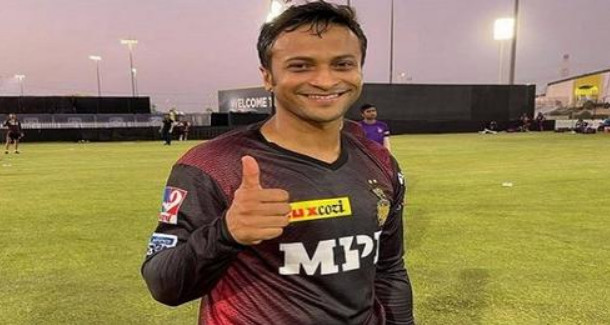 অবশেষে ফিরলেন সাকিব