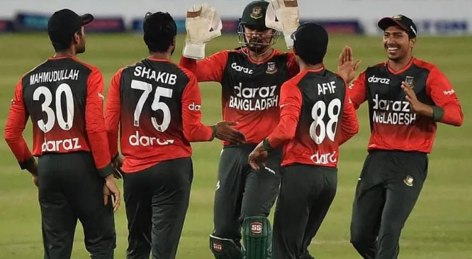 আর মাত্র কয়েকটা দিন : আবুধাবিতে খেলতে নামবে টাইগাররা