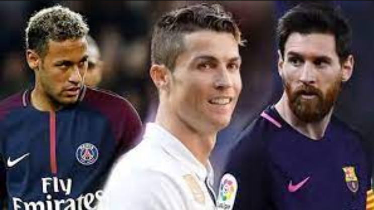 ৩ জনের মধ্যে সেরা ফুটবলারদের নাম ঘোষণা