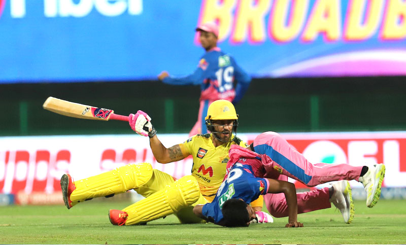 আবারও ‘ধাক্কা’ খেলেন মুস্তাফিজ