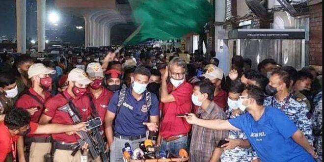 দেশ ছাড়ার আগে যে কথা দিয়ে গেলেন মাহমুদুল্লাহ