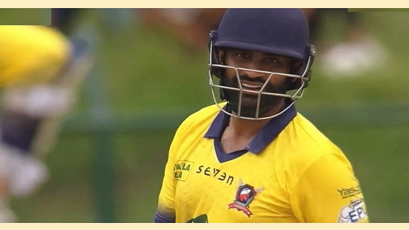 ৪ ৪ ৪ ৪ ৪ ৬ হাকিয়ে কত রান করলেন তামিম দেখেনিন