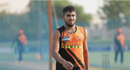 কোন ভারতীয় বোলার যা পারেনি সেটাই করে দেখালেন উমরান মালিক