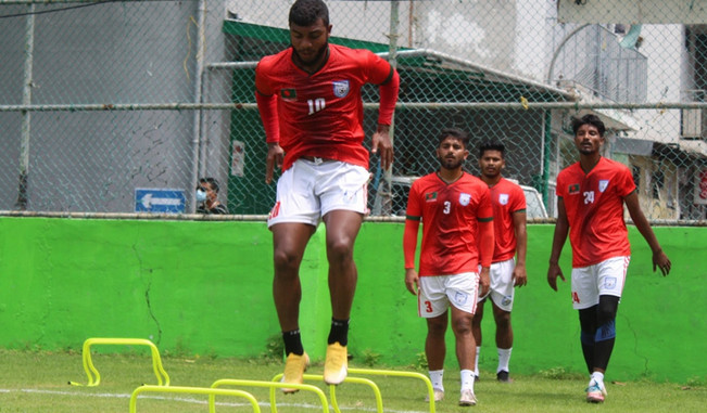 দুই পরিবর্তন নিয়ে মালদ্বীপের বিপক্ষে মাঠে নামলো বাংলাদেশ