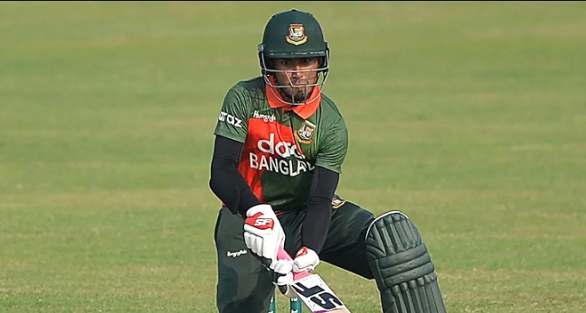 আউট হয়ে ফিরলেন আফিফ,৯ ওভার শেষ দেখেনিন সর্বশেষ স্কোর