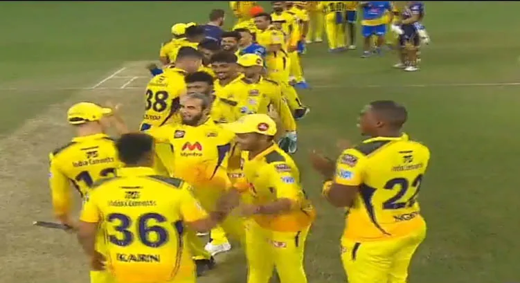 চরম উত্তেজনায় শেষ হলো কলকাতা ও চেন্নাইয়ের হাইভোল্টেজ ফাইনাল ম্যাচ