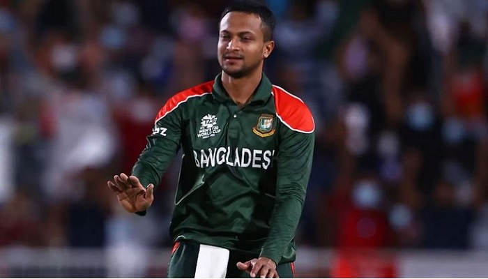 ১৪ বছরের ইতিহাসে টি২০ বিশ্বকাপের বোলিং র‍্যাঙ্কিংয়ে ৬ নাম্বারে উঠে এলো সাকিব