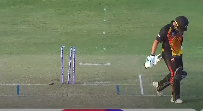 ১৯ ওভার শেষে ৯ উইকেট তুলে নিলো টাইগাররা,সর্বশেষ স্কোর