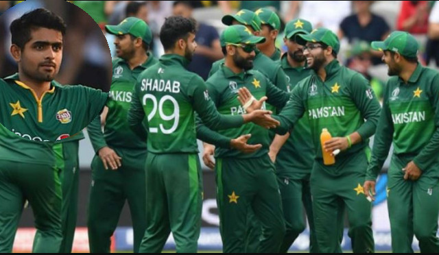 ভারত না পাকিস্থান বোলিংয়ের দিক থেকে যে দলকে সেরা দল বললেন বাবর আজম