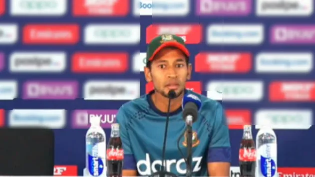 ‘নিজের চেহারা আয়না দেখুন’ সমালোচকদের উদ্দেশে মুশফিক