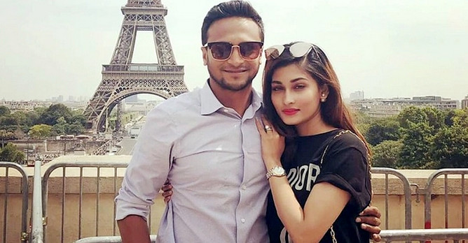 ব্রেকিং নিউজ: নতুন করে খোঁচা দিলেন সাকিবপত্নী