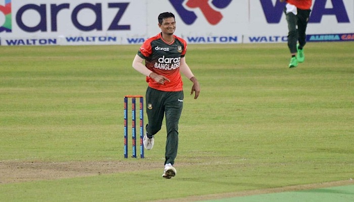 দেশে ফিরেই ৭ উইকেট নিলেন নাসুম