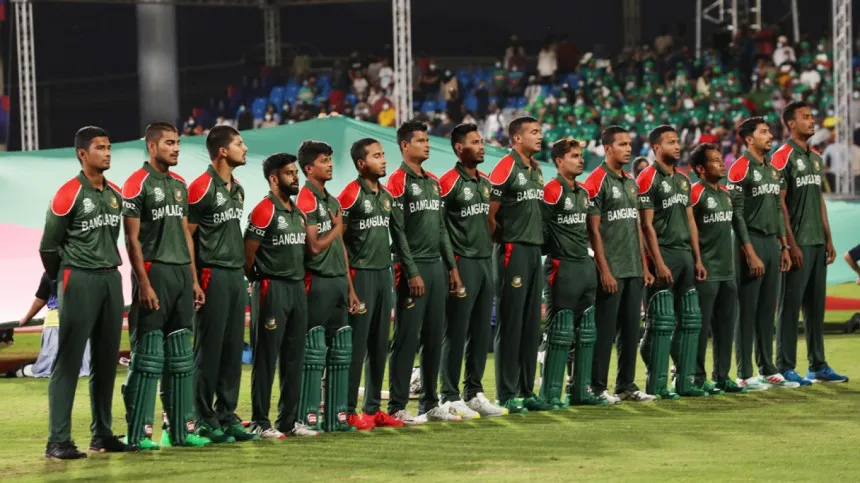 ক্রিকেট বিশ্বে শোকের ছায়া : মারা গেলেন দেশের প্রথম ট্রিপল সেঞ্চুরিয়ান