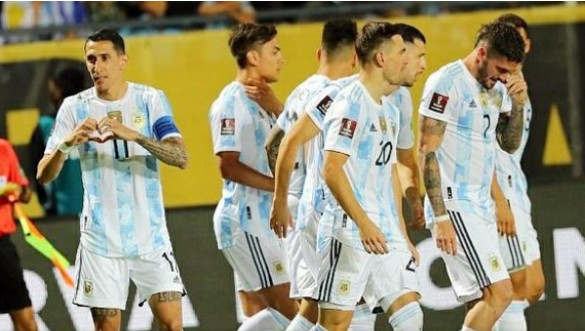 হাড্ডাহাড্ডি লড়াইয়ে শেষ হলো উরুগুয়ে ও আর্জেন্টিনার ম্যাচ,জেনেনিন ফলাফল
