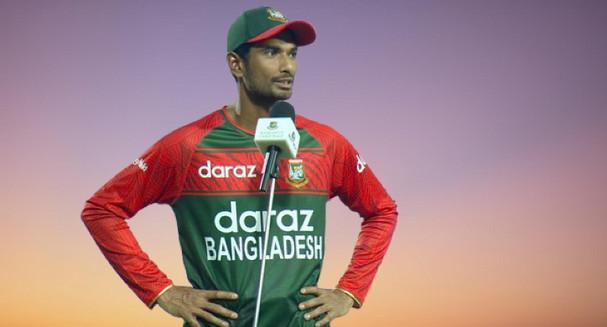 লজ্জাজনক ভাবে সিরিজ হেরে সরাসরি যাদেরকে দুষলেন অধিনায়ক মাহমুদউল্লাহ