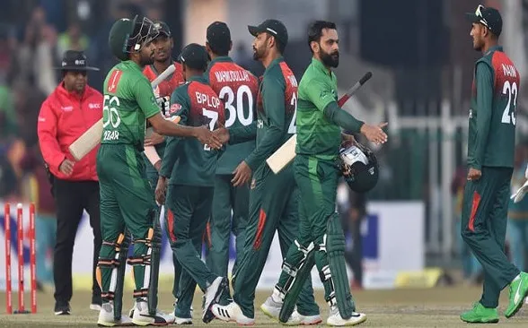 দিনের শুরুতেই দেখেনিন টিভিতে আজকের সকল খেলার সময়
