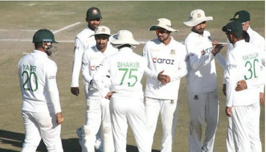 এইমাত্র পাওয়া : চমক নিয়ে বাংলাদেশের টেস্ট দল ঘোষণা