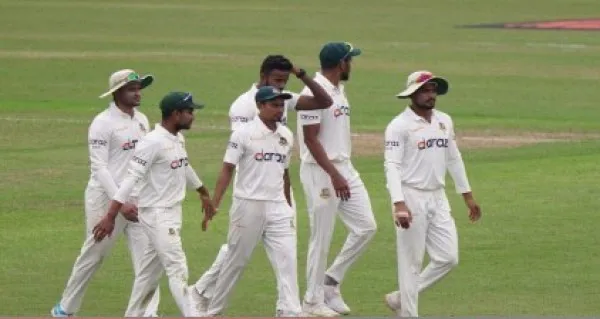 হটাৎ করে অবিশ্বাস্য কারণে বন্ধ তৃতীয় সেশনের খেলা