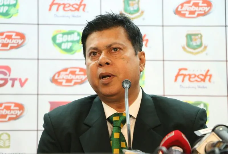 কোচ অধিনায়ককে দোষ দিয়ে যা বললেন নান্নু