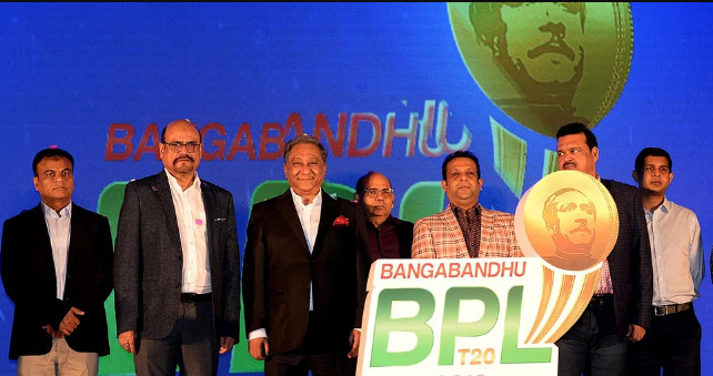 বিপিএলে সর্বোচ্চ মূল্যের মাশরাফি, নিলামের আগেই কাড়াকাড়ি দুই ফ্র্যাঞ্চাইজির