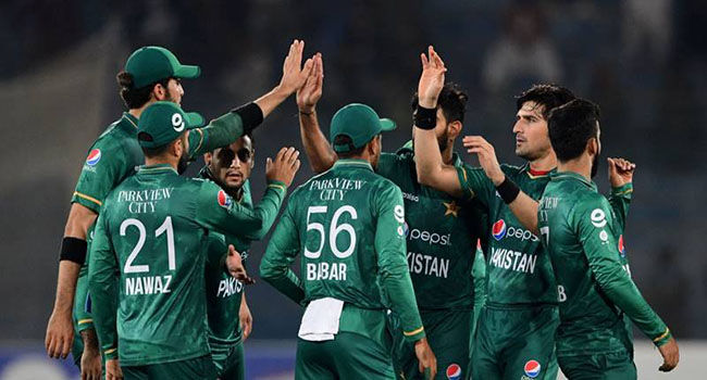 টানটান উত্তেজনাকর ম্যাচে পাকিস্তানের সিরিজ জয়