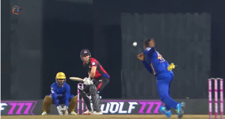 টি-টোয়েন্টি ইতিহাসে প্রথম ঘটল বিরল ১ ঘটনা, অবাক ক্রিকেটবিশ্ব