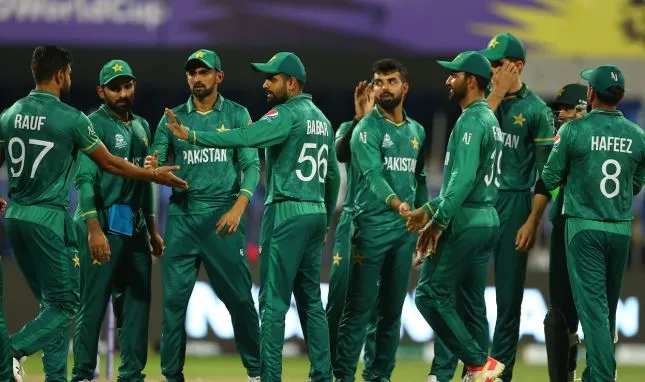 রমিজ রাজার নতুন নতুন সিদ্ধান্তে বদলে যাচ্ছে পাকিস্তান ক্রিকেট