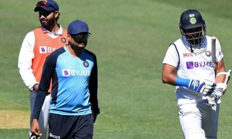 ডাবল সেঞ্চুরি করে সবাইকে কড়া জবাব দিলেন মোহাম্মদ শামি