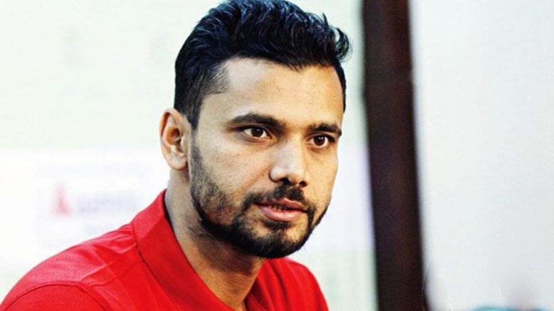 এবার বিপিএল নিয়ে মুখ খুললেন মাশরাফী
