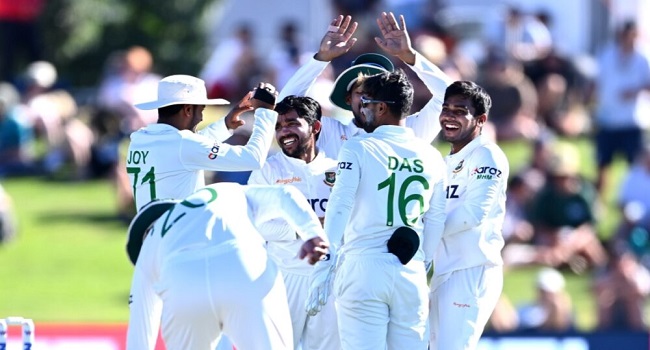 ৭০ রানে ৫ উইকেট হারিয়ে নিউজিল্যান্ড অলআউট
