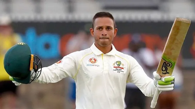 সাদা পোশাকে ফিরেই নিজের ব্যাটিং যাদুতে বিশ্বকে তাক লাগালেন উসমান