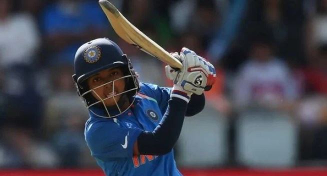 ভারতীয় দল থেকে বাদ, টুইটারে বিদ্রোহ করলেন