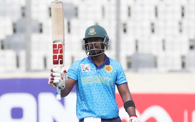 বরিশালের হয়ে সাকিব সোহানদের সাথে বিপিএল মাতাবেন শাহরিয়ার