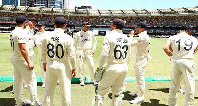 হঠাৎ করেই দু:সংবাদের কালো ছায়া নেমে এলো ইংল্যান্ড দলে